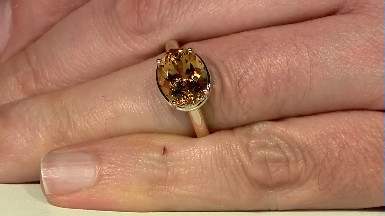 Video Gouden ring met een gouden beril