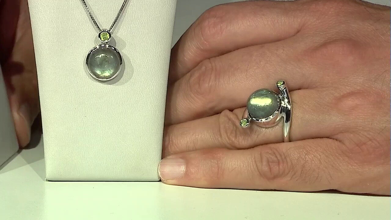 Video Zilveren ring met een Groene Minary Labradoriet (KM by Juwelo)