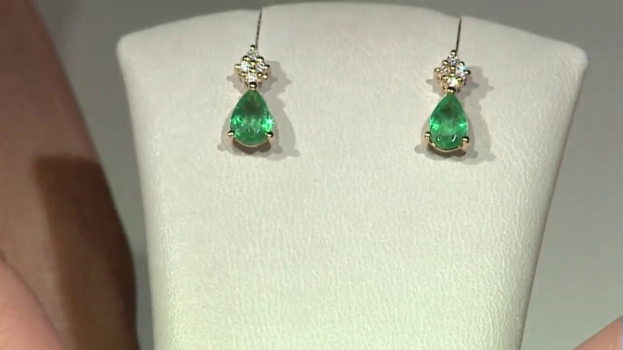Video 14K AAA Zambian Emerald Gold Earrings