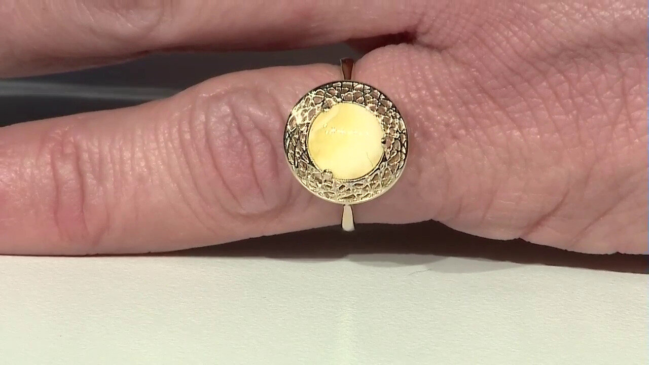 Video Gouden ring met een Baltische barnsteen (dagen)